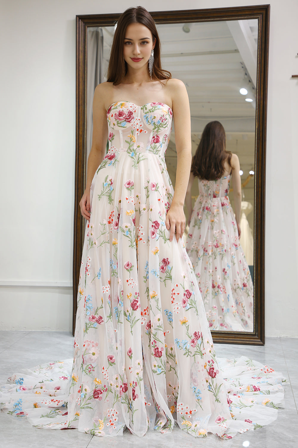 2022 Halter A-Line Prom Dresses Tulle And Chiffon Sweep Train
