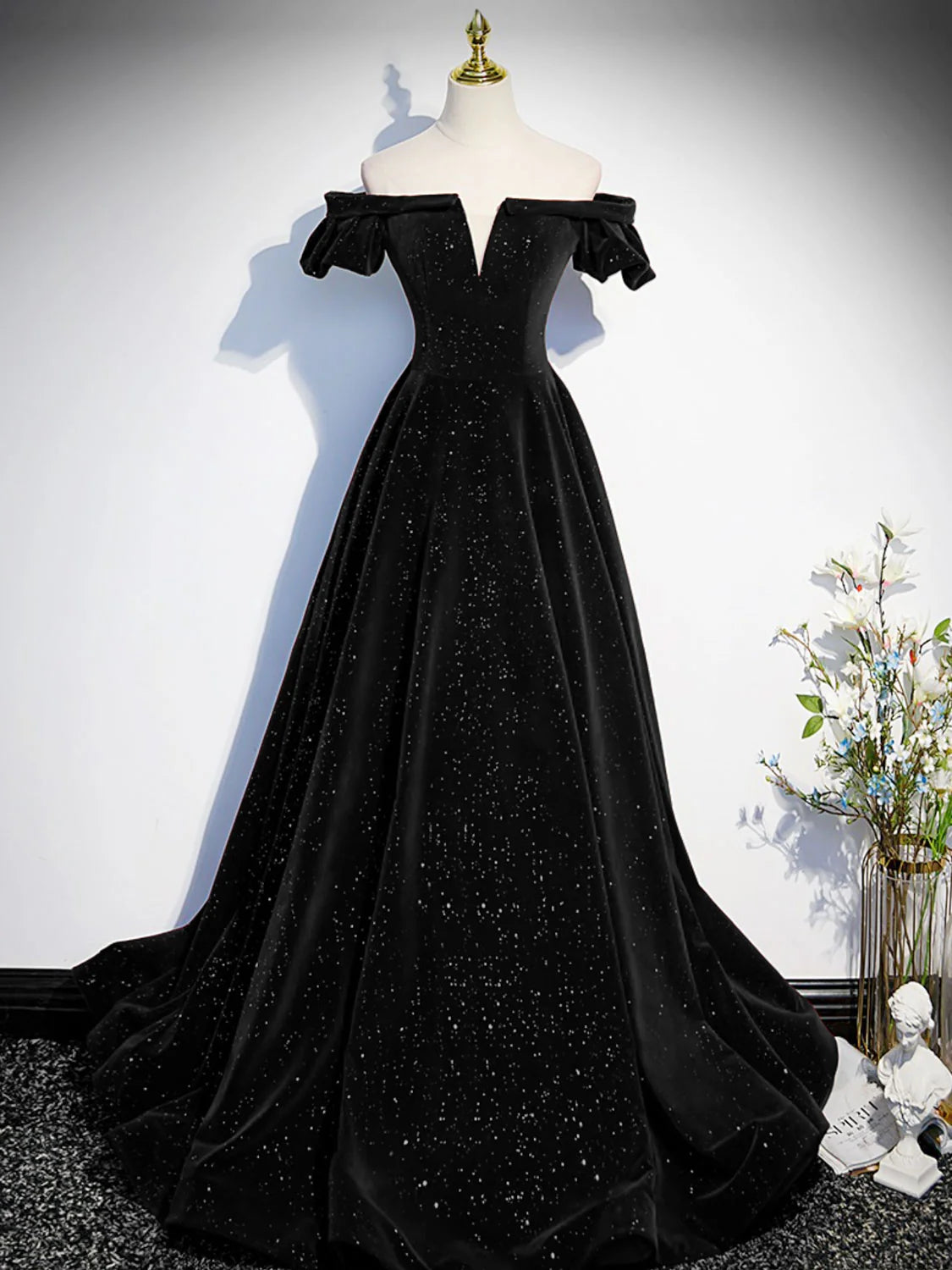 Black A-line Off Shoulder Velvet Long Prom Dress