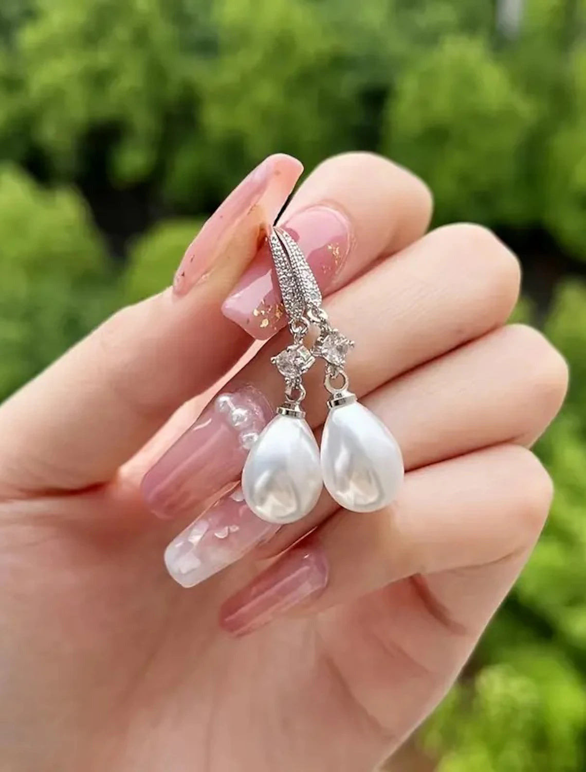 Women's Pearl Drop Earrings Fine Jewelry Classic Precious Stylish Simple Earrings Jewelry White For Wedding Party 1 Pair