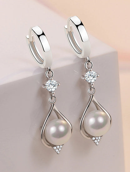 Women's Pearl Drop Earrings Fine Jewelry Classic Drop Precious Petal Stylish Simple Earrings Jewelry Gold / White For Gift Festival 1 Pair