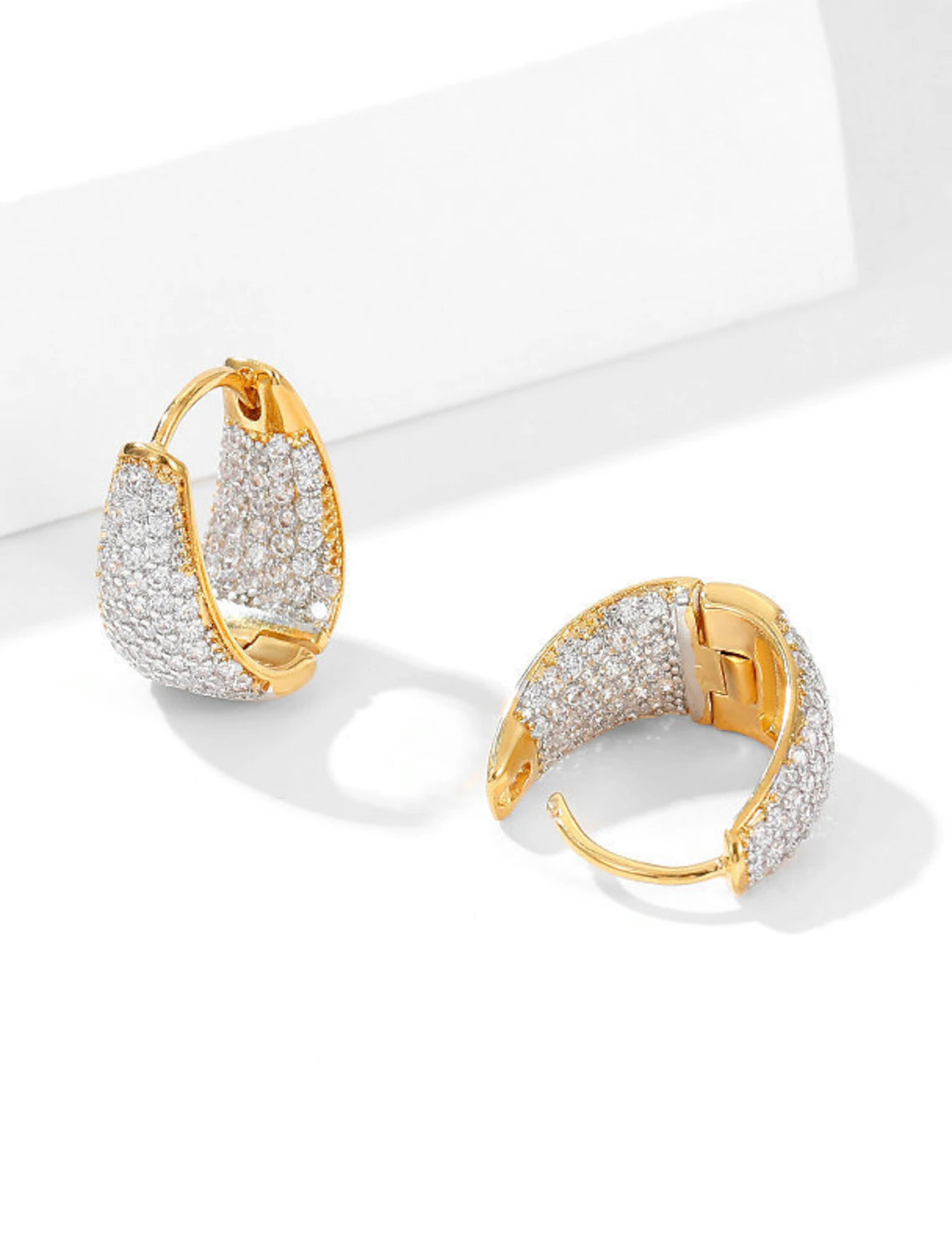 Women's Zircon Hoop Earrings Fine Jewelry Classic Drop Precious Stylish Simple Earrings Jewelry Gold For Gift Festival 1 Pair