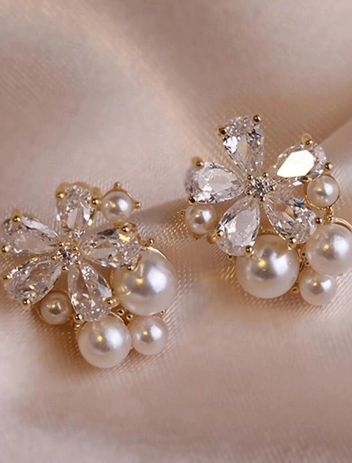 Clear White Fine Jewelry Classic Floral Flower Cute Stylish Earrings Jewelry Gold For Wedding Party 1 Pair