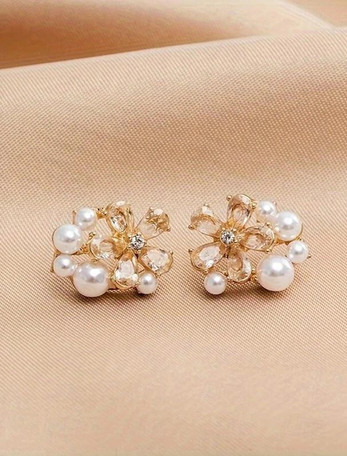 Clear White Fine Jewelry Classic Floral Flower Cute Stylish Earrings Jewelry Gold For Wedding Party 1 Pair