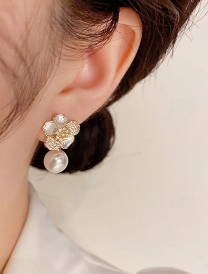 Stud Earrings Fine Jewelry Classic Precious Flower Shape Cute Stylish Earrings Jewelry Gold For Gift Festival