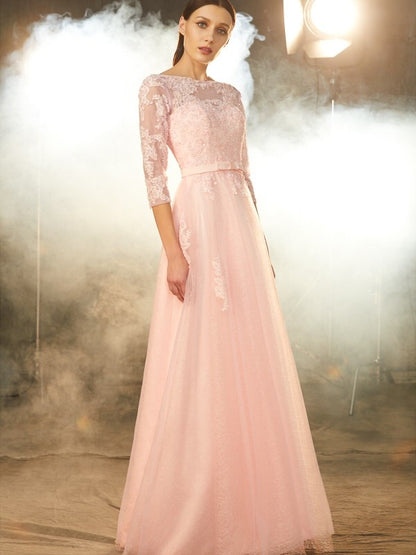 A-Line/Princess Bateau 1/2 Sleeves Floor-Length Applique Tulle Dresses