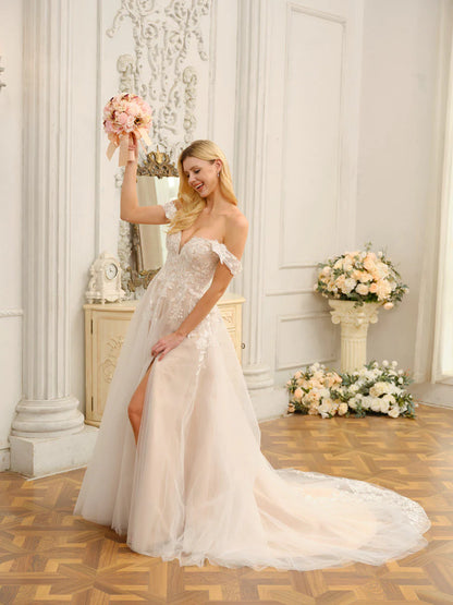 A-Line/Princess Sleeveless Long Wedding Dresses With Appliques