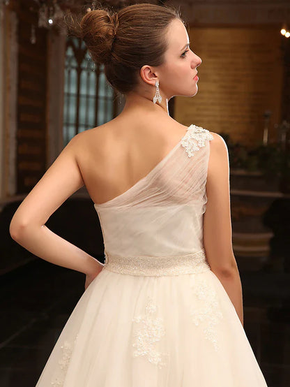 Princess A-Line Wedding Dresses One Shoulder Court Train Satin Tulle Sleeveless