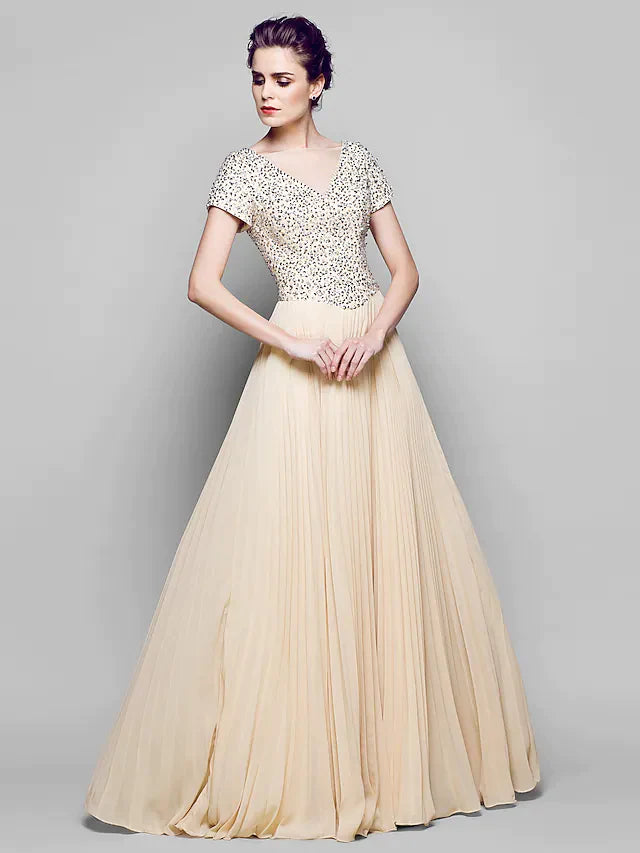 A-Line Mother of the Bride Dress Sparkle & Shine Bateau Neck Floor Length Chiffon Tulle Sequined Short Sleeve with Sequin