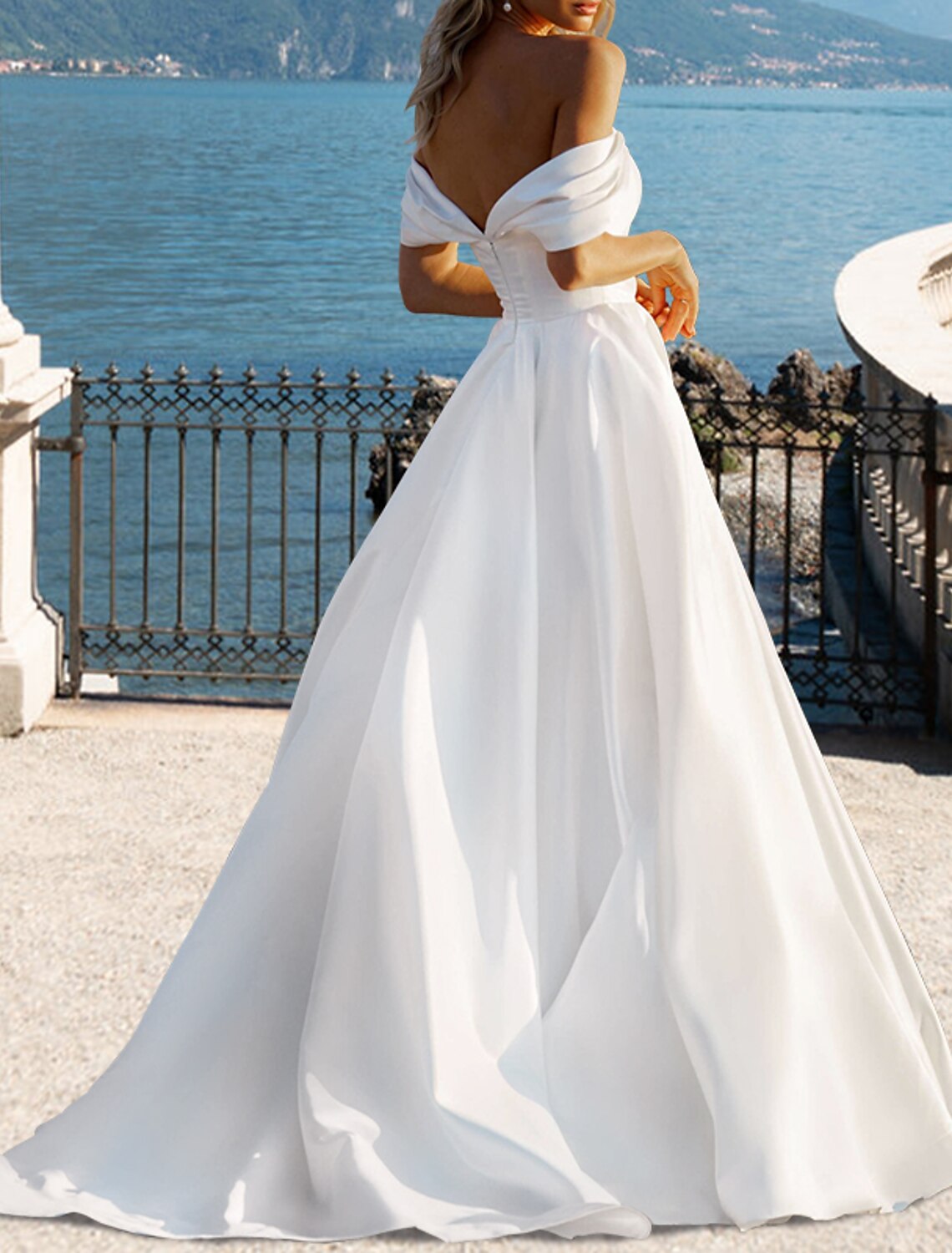 Beach Wedding Dresses A-Line Off Shoulder Cap Sleeve Court Train Chiffon Bridal Gowns With Pleats