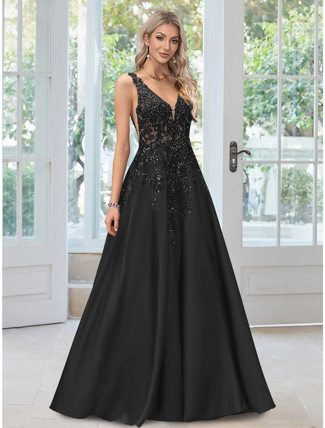 A-Line Evening Gown Floral Dress Formal Black Tie Floor Length Sleeveless V Neck Lace with Appliques