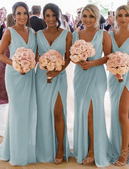 Mermaid / Trumpet Bridesmaid Dress V Neck Sleeveless Elegant Sweep / Brush Train Chiffon with Pleats / Split Front / Ruching