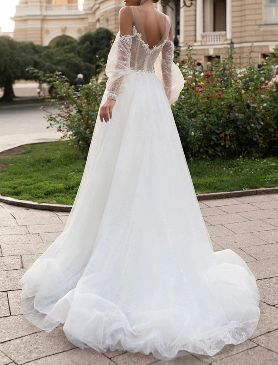 Engagement Formal Wedding Dresses A-Line Off Shoulder Long Sleeve Court Train Lace Bridal Gowns With Appliques Solid Color