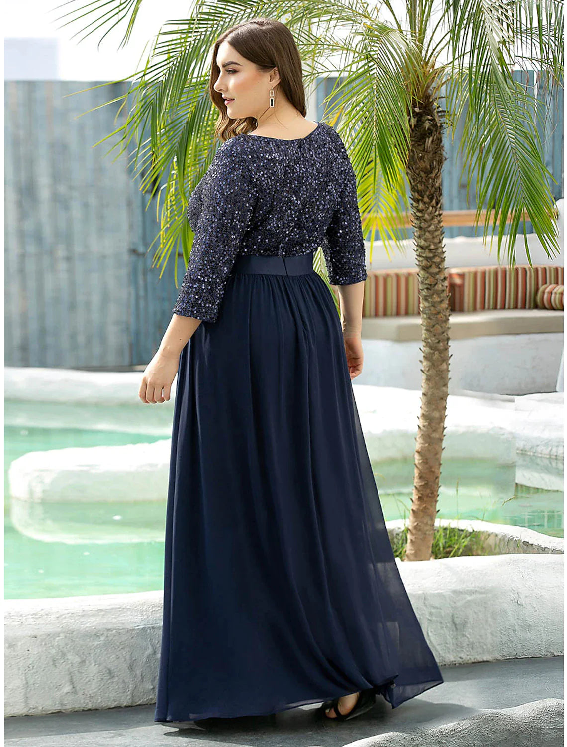 A-Line Mother of the Bride Dress Plus Size Elegant Jewel Neck Floor Length Tulle Sequined 3/4 Length Sleeve with Sequin