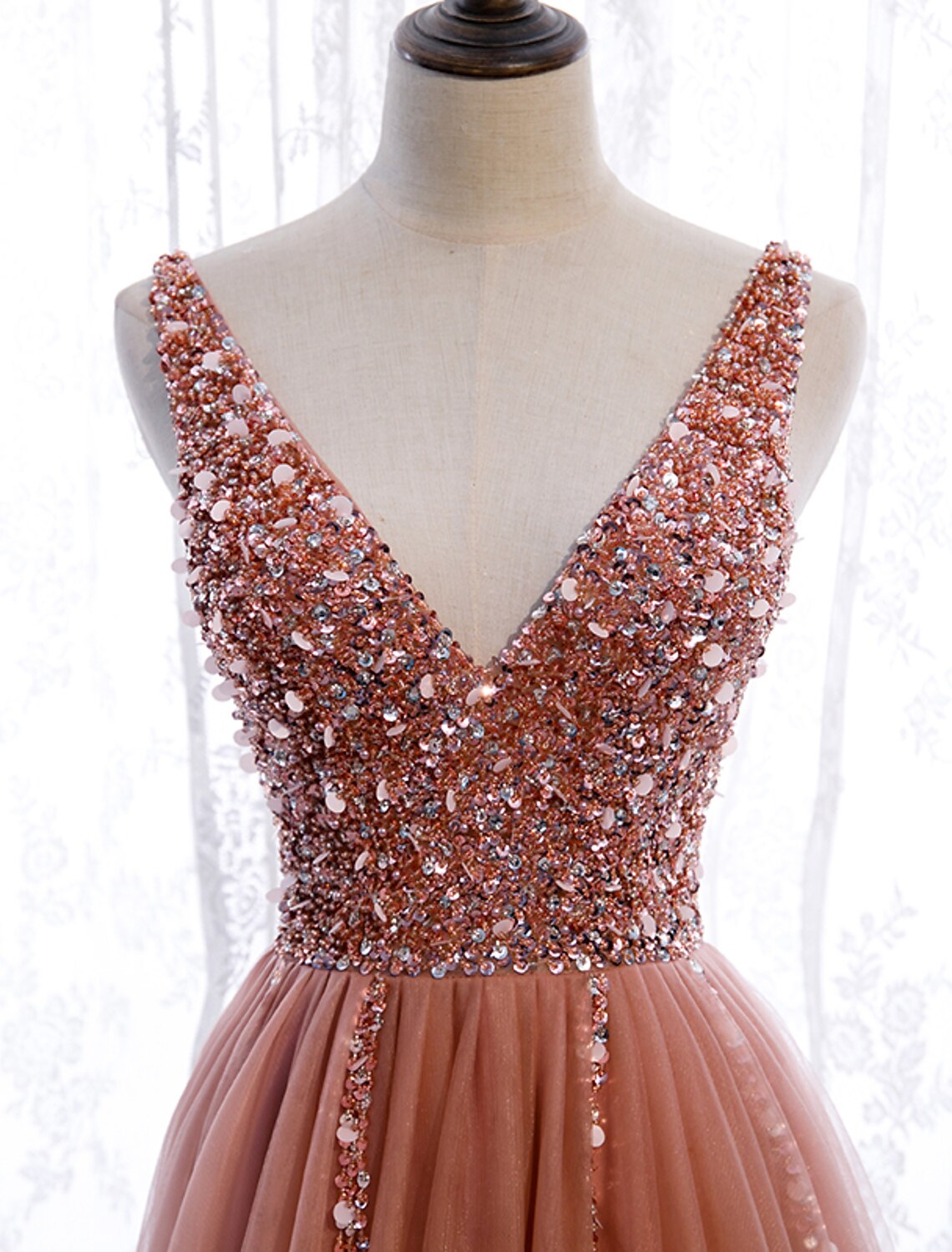 A-Line Prom Dresses Elegant Dress Party Wear Court Train Sleeveless V Neck Polyester with Pearls Embroidery