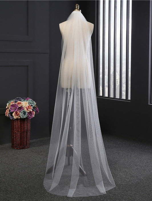 One-tier Simple Wedding Veil Chapel Veils with Solid Tulle