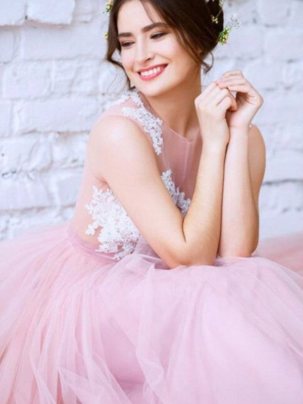 A-Line/Princess Applique Bateau Sleeveless Tulle Sweep/Brush Train Dresses