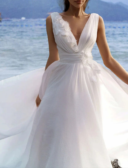 Beach Boho Wedding Dresses A-Line V Neck Sleeveless Court Train Chiffon Bridal Gowns With Solid Color