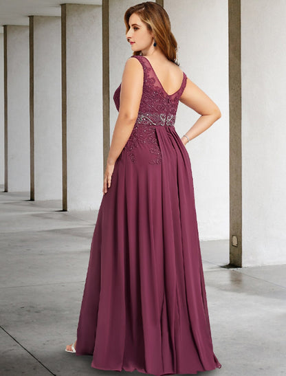 A-Line Plus Size Curve Mother of the Bride Dresses Elegant Dress Formal Floor Length Sleeveless V Neck Chiffon with Pearls Beading Slit