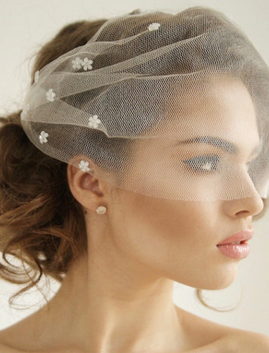 One-tier Euramerican Wedding Veil Blusher Veils / Birdcage Veils with Acrylic / Crystals / Rhinestones Tulle