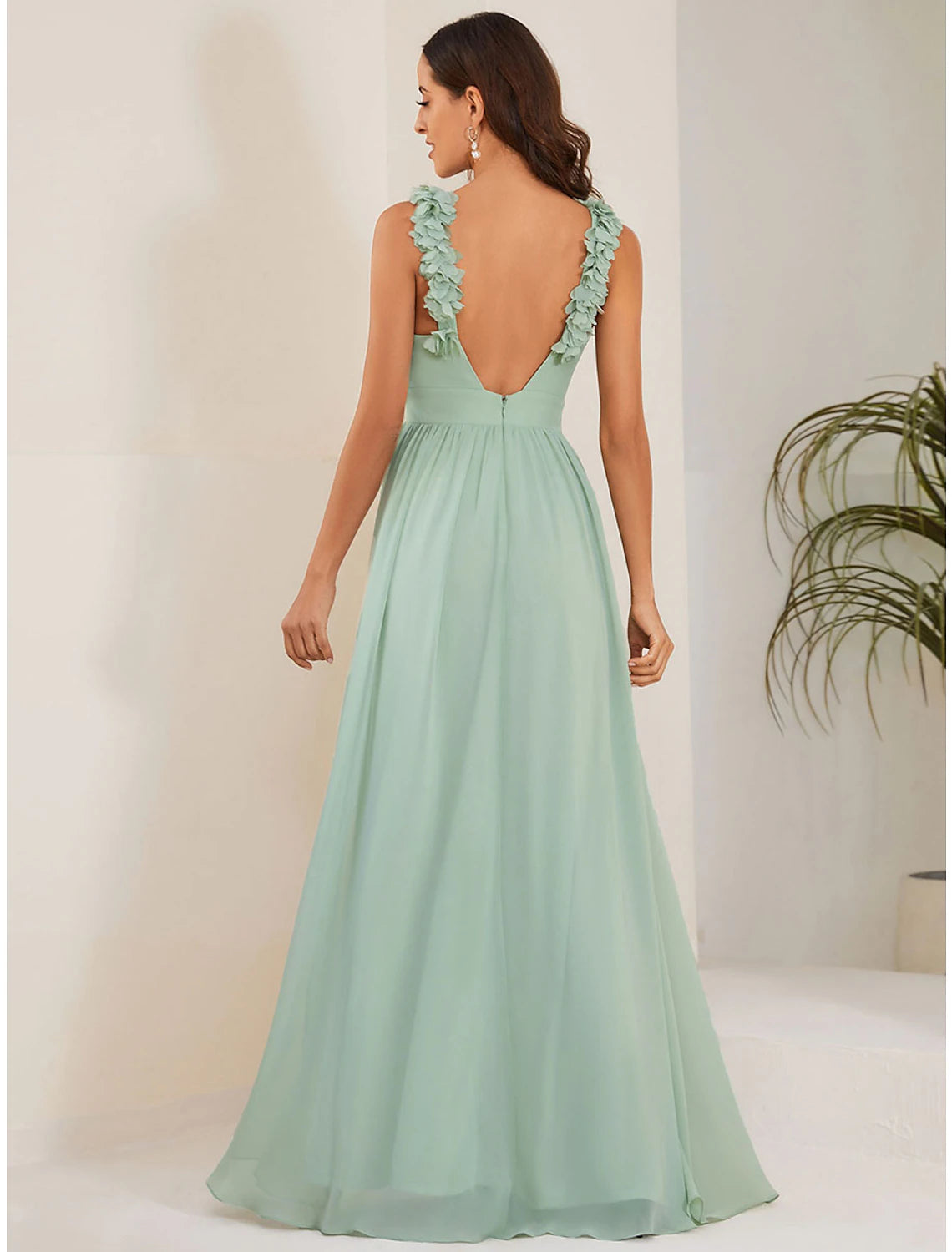 A-Line Wedding Guest Dresses Open Back Dress Formal Black Tie Floor Length Sleeveless Jewel Neck Bridesmaid Dress Chiffon with Pleats Shouder Flower