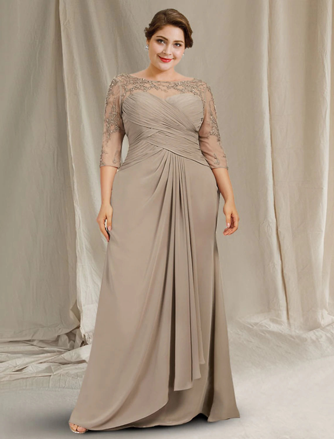 A-Line Mother of the Bride Dress Plus Size Elegant Jewel Neck Floor Length Chiffon Lace 3/4 Length Sleeve with Ruched Applique