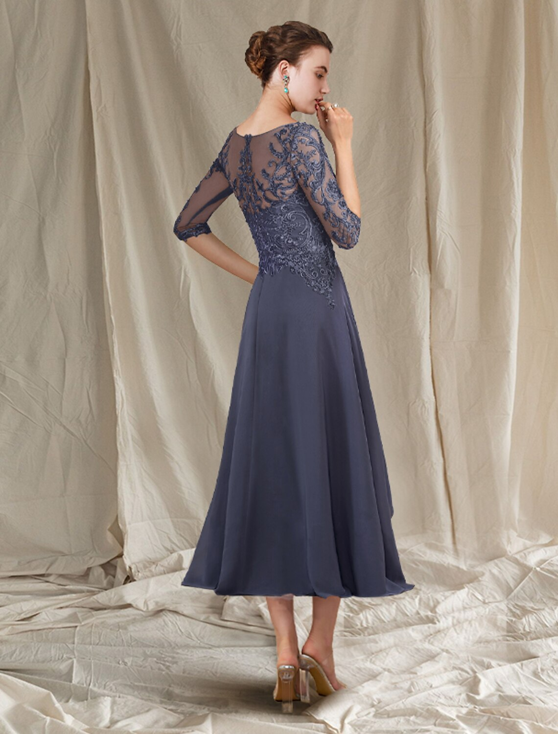 A-Line Mother of the Bride Dress Elegant Floor Length Chiffon Lace Half Sleeve with Pleats