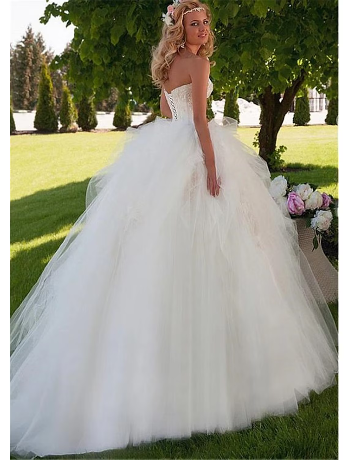 Engagement Formal Wedding Dresses Floor Length Ball Gown Strapless Sweetheart Tulle With